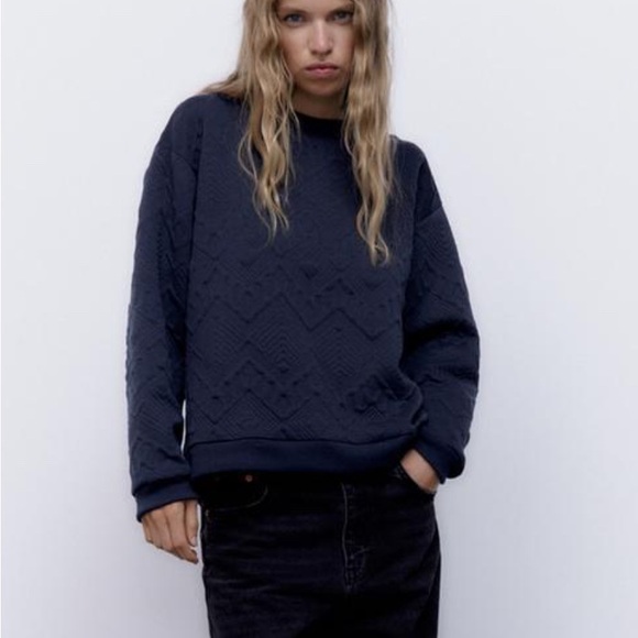 Zara quilted sweatshirt. Size small - Picture 2 of 7
